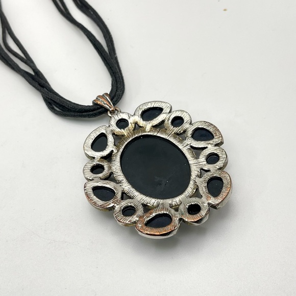 Bold Black Acrylic Pendant on Multi Strand Cords Statement Necklace VGC - Picture 12 of 14